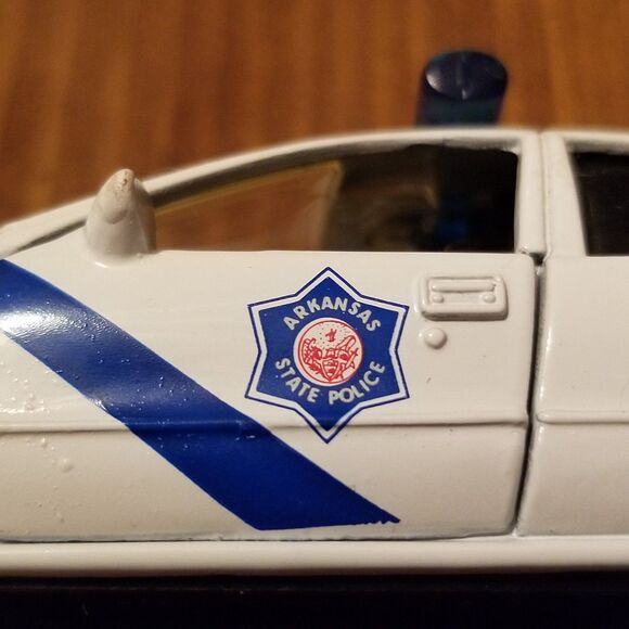 Arkansas State Police Road Champs die cast police car 1:43 scale - Picture 12 of 12